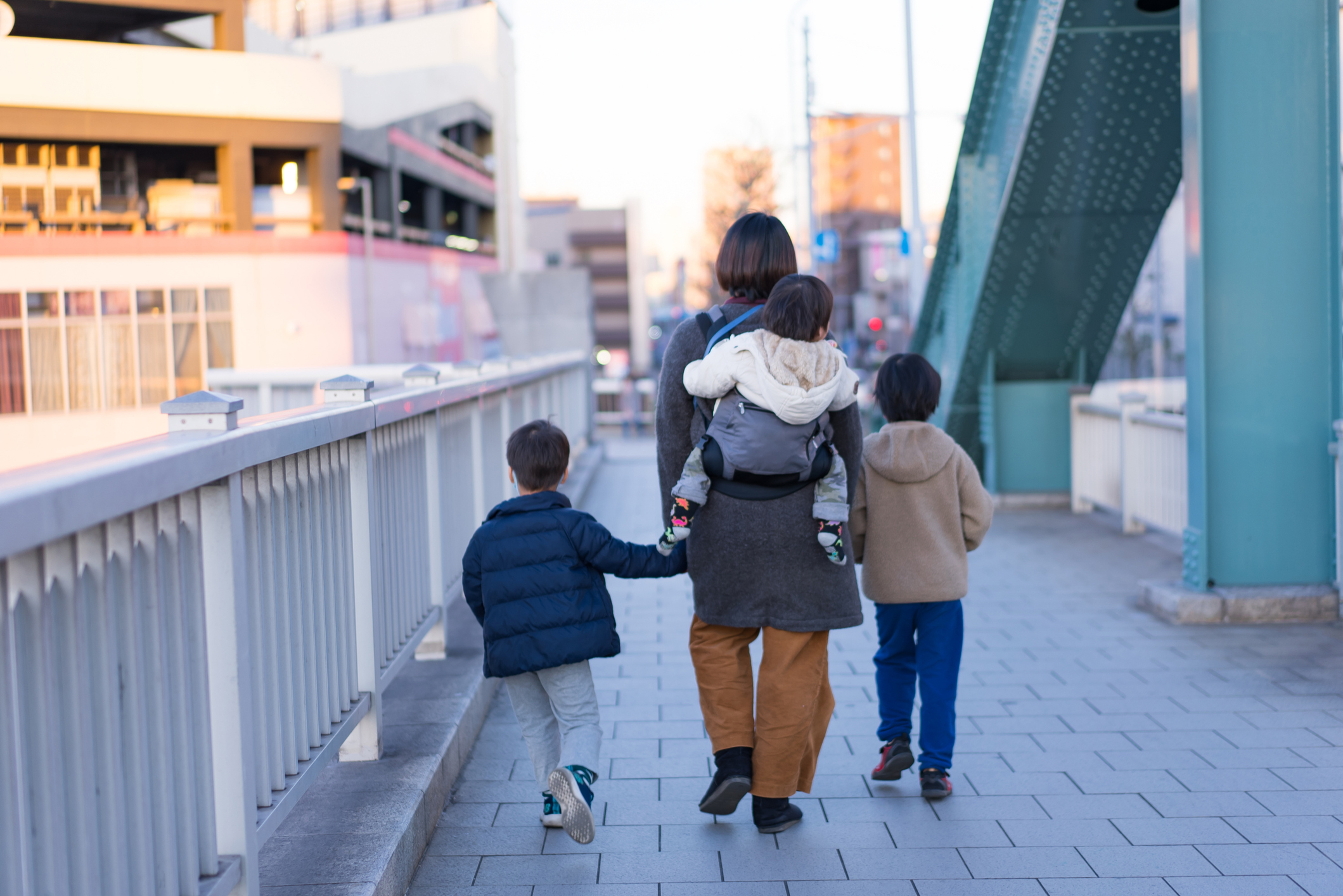 Bonus mamme lavoratrici 2025: sgravio confermato anche ai contratti intermittenti